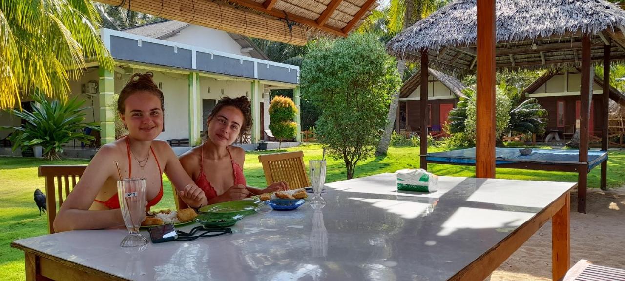 Bungalow Karimunjawa Bagian luar foto