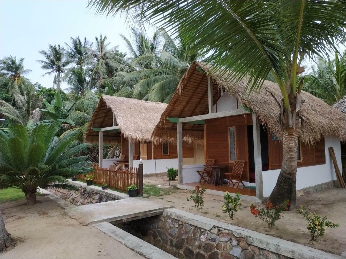 Bungalow Karimunjawa Bagian luar foto